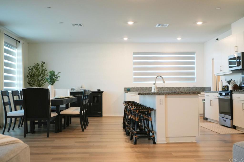 1816 Tapaderos St