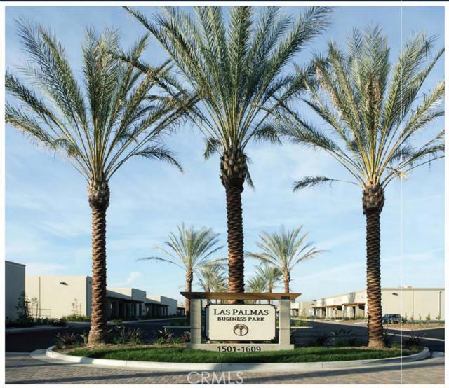 Industrial condo unit for sale in the Las Palmas Business Park. This unit is 3,500 SF with 523 SF of office. It is 14'6" clear height. This is an end unit and a rare unit size. There is currently a tenant whose lease is up 2/28/15. They are paying $1.13 psf (includes CAM) and are willing to extend their lease.
