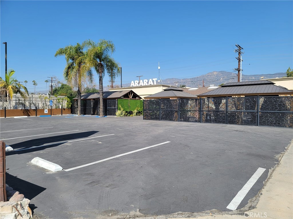 6430 San Fernando Road