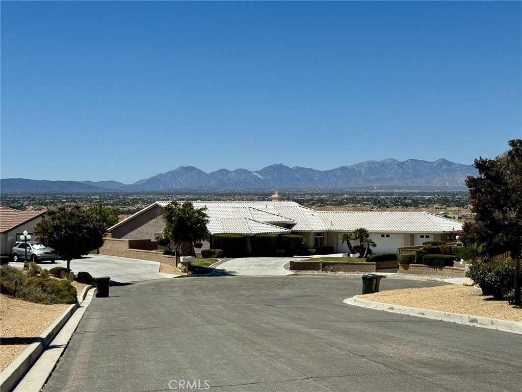 View Apple Valley, CA 92308 house