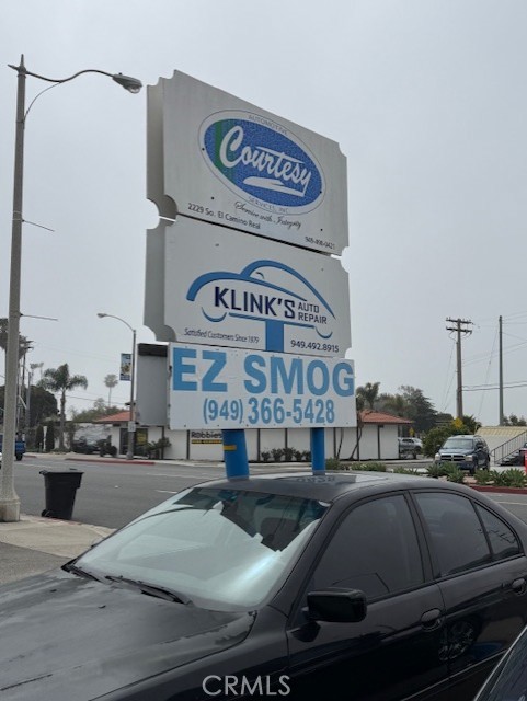 2229 S El Camino Real