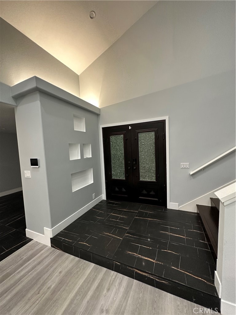 3901 Teakwood