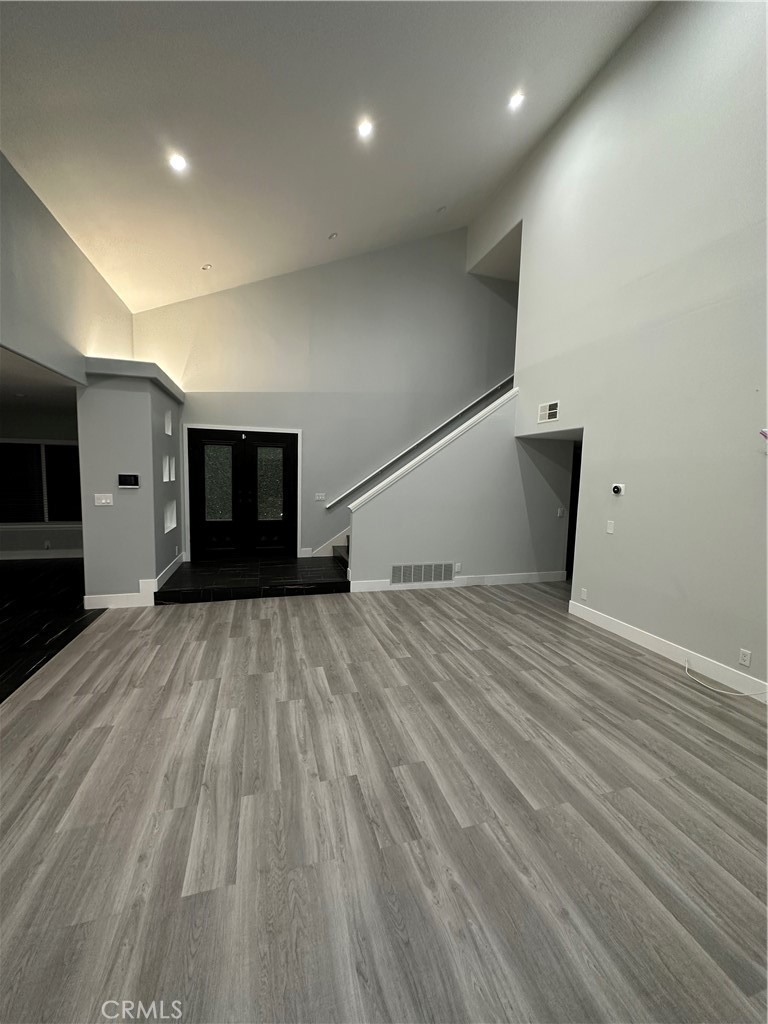 3901 Teakwood