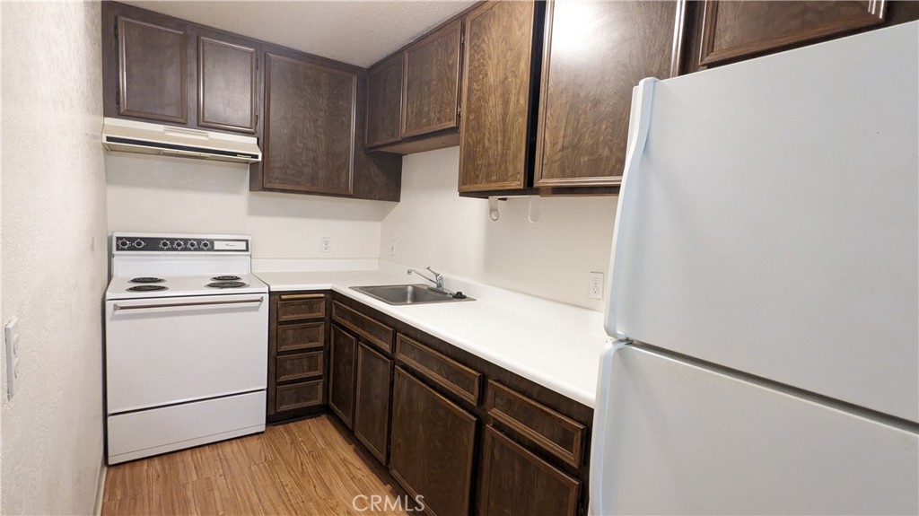 Palm Springs Villas I (33115) - Residential