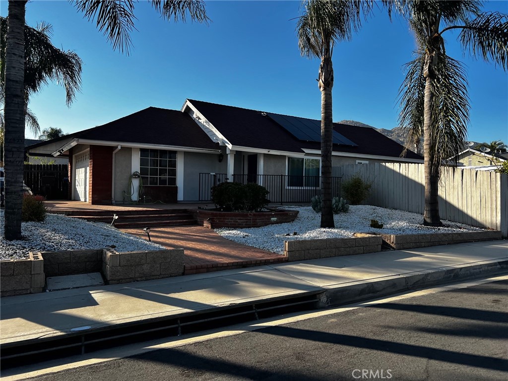 Single Story home in Moreno Valley that is North of the freeway on a corner lot with Paid off SOLAR. Great curb appeal and pride of ownership just waiting for the right tenants. Open concept with High ceilings with lots of natural light. Master bath has been recently remodeled. Very large backyard with small spool for the summer dips. Home is close to the 215/60 freeways and close to shopping.