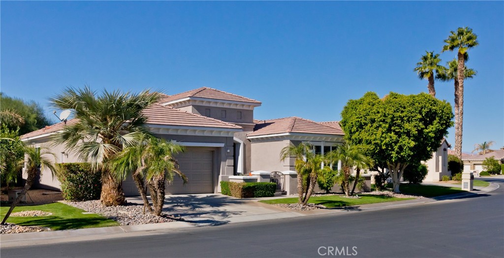 43301 n heritage palms drive