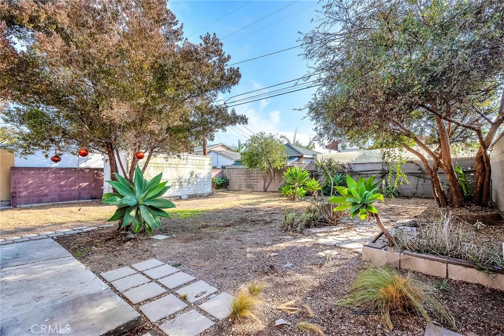 2402 Marine Avenue