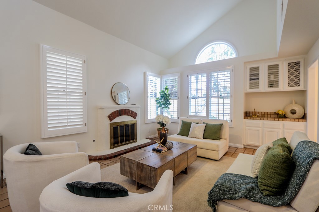 326 La Jolla Street