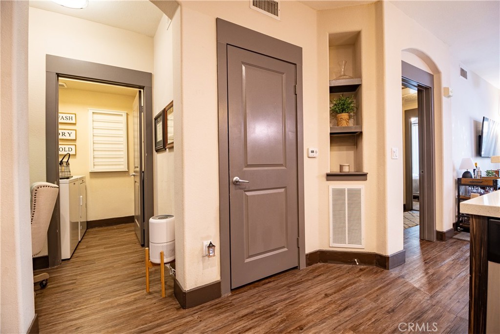 Photo 13 of 33 of 24535 Town Center Drive 6201 condo