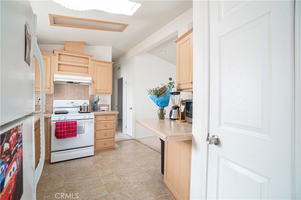 2436 W Lomita Blvd. 6