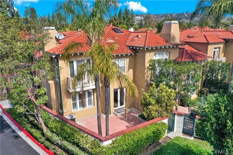 2497 Aquasanta 72 Tustin CA 92782