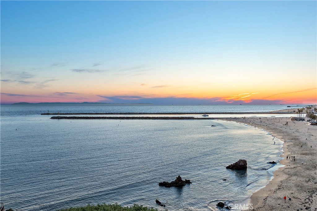 Corona del Mar South of PCH (CDMS) - Residential