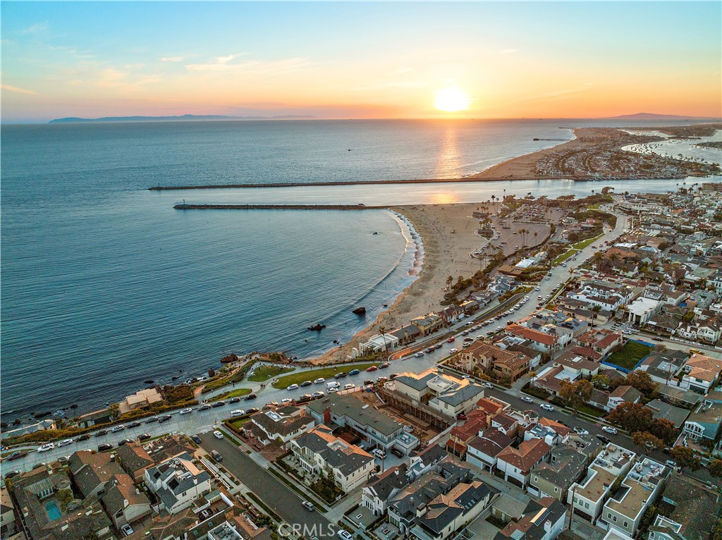 Corona del Mar South of PCH (CDMS) - Residential