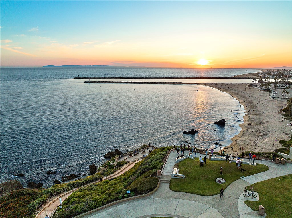 Corona del Mar South of PCH (CDMS) - Residential