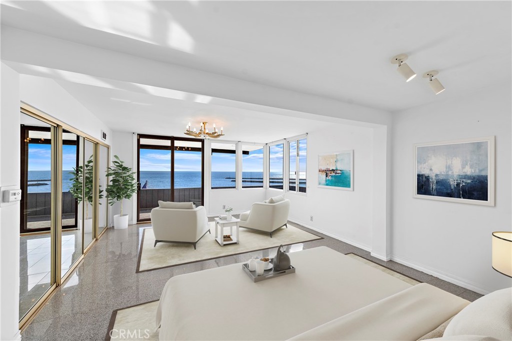 Corona del Mar South of PCH (CDMS) - Residential