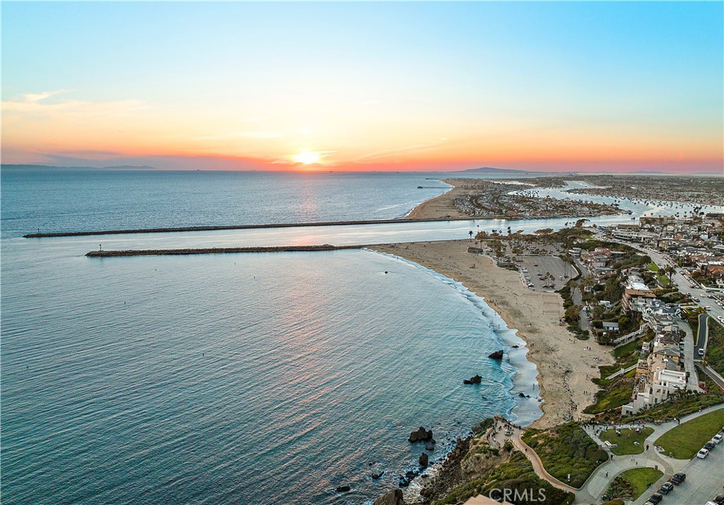Corona del Mar South of PCH (CDMS) - Residential