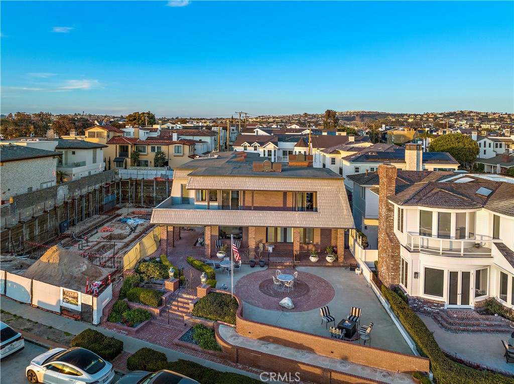 Corona del Mar South of PCH (CDMS) - Residential