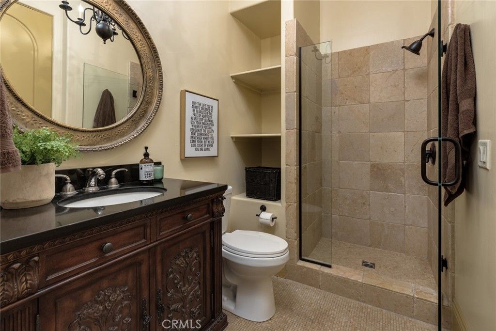 listing image 130720477875755000864