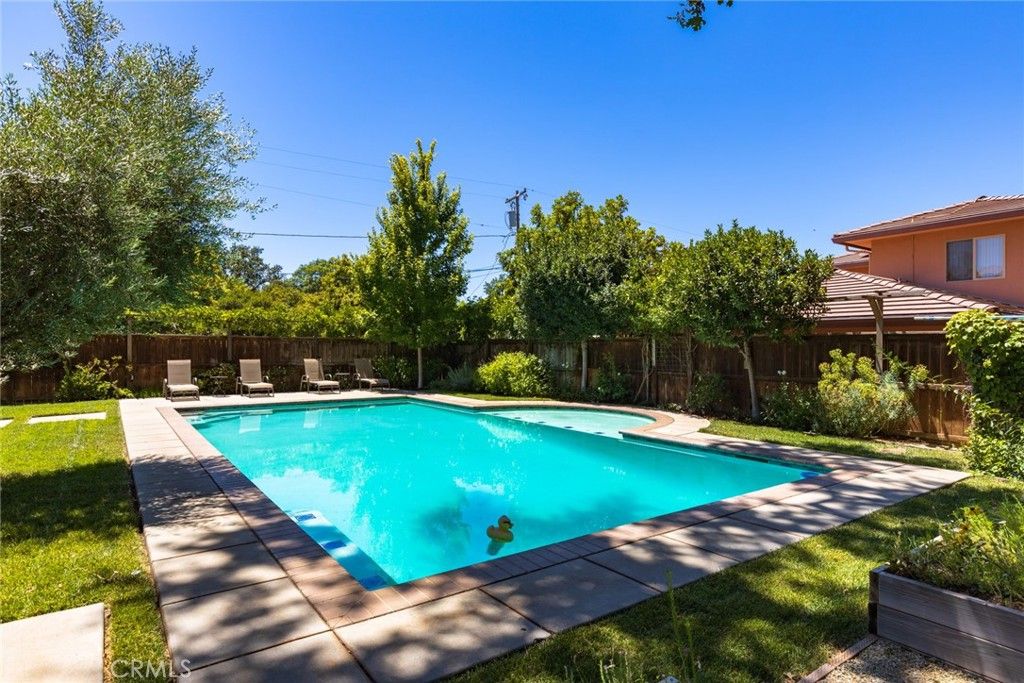 listing image 130721691980406536019