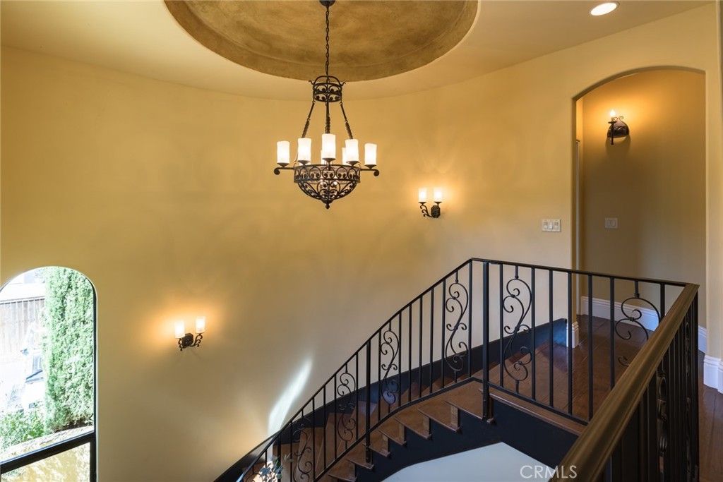 listing image 130722271349123498794