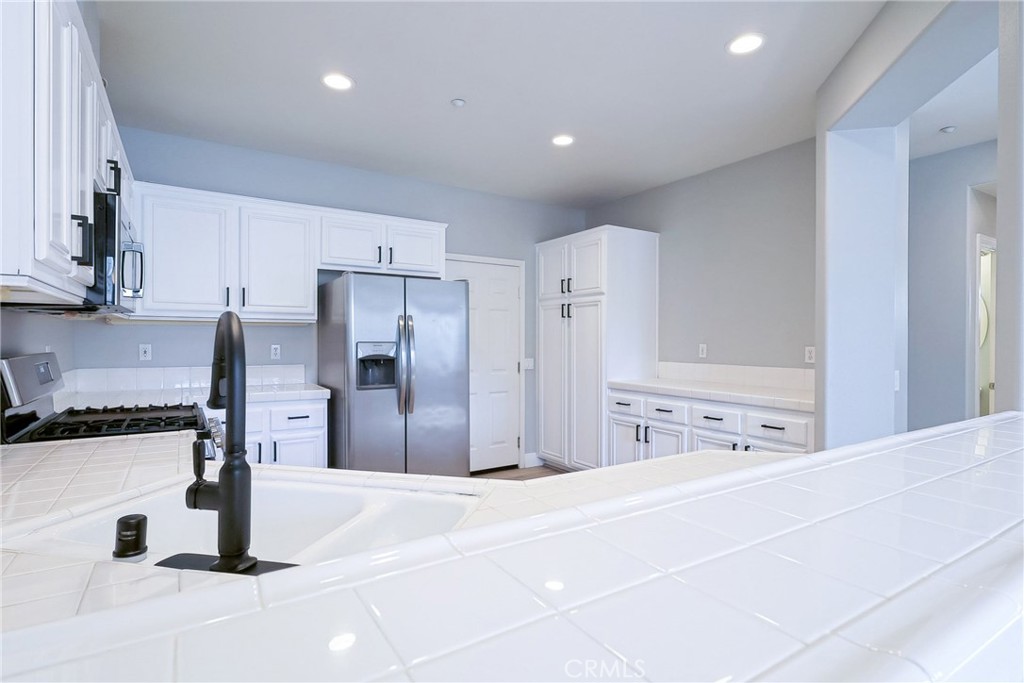 Photo 6 of 31 of 62 Strawflower Street townhome