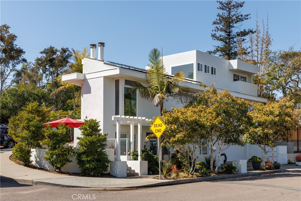 438 La Mesa Avenue