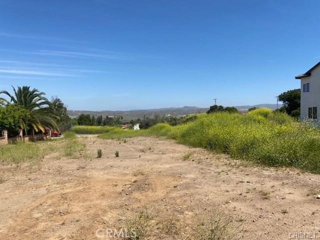 listing image 130725005989806050246