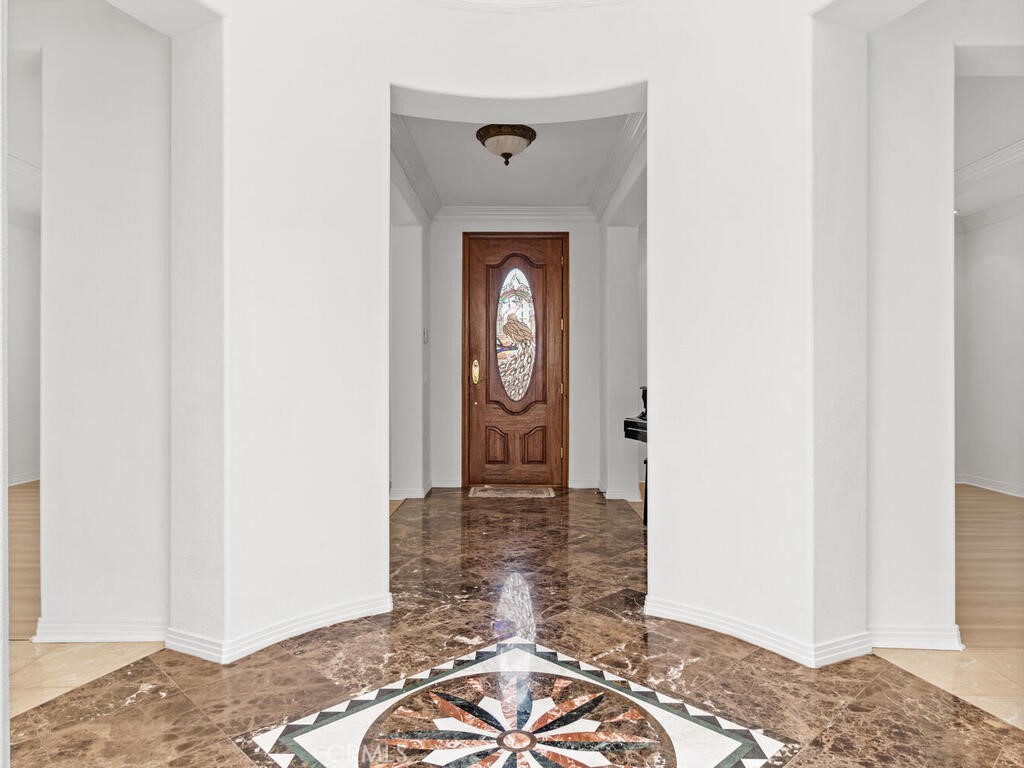 43097 Calle Camellia