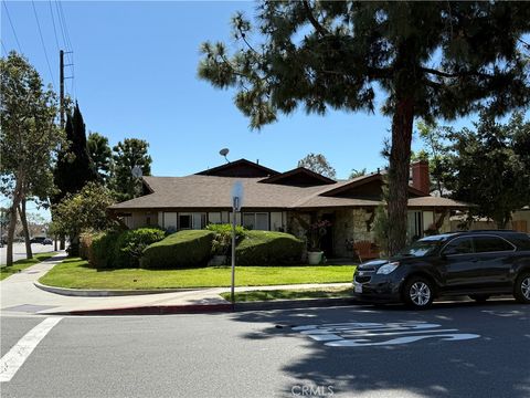 2602 W Aurora Street 4 Santa Ana CA 92704