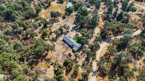 A home in Mariposa