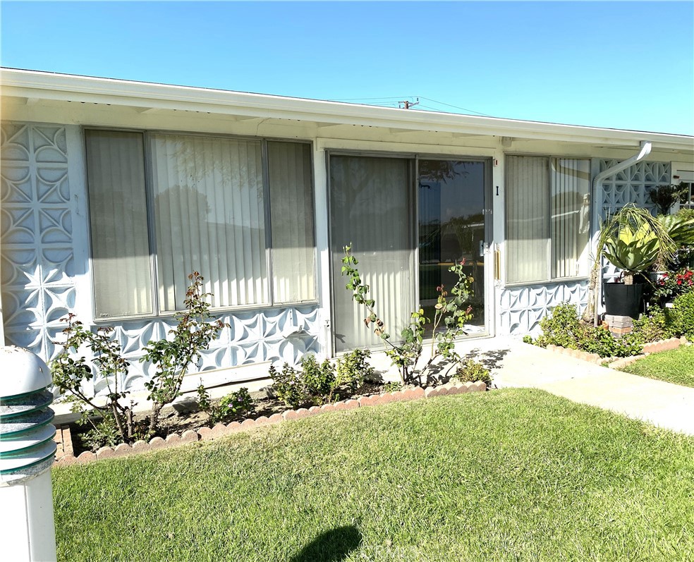 13800 Canoe Brook Drive, M3-15I