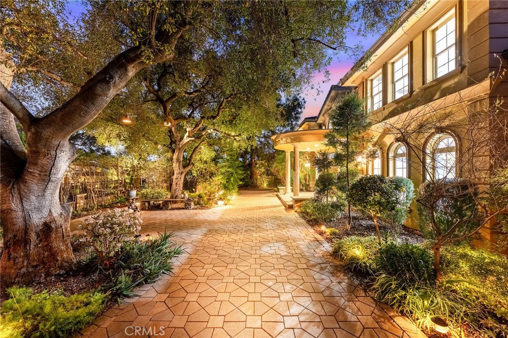 Properties 3 1539 Rodeo Road
