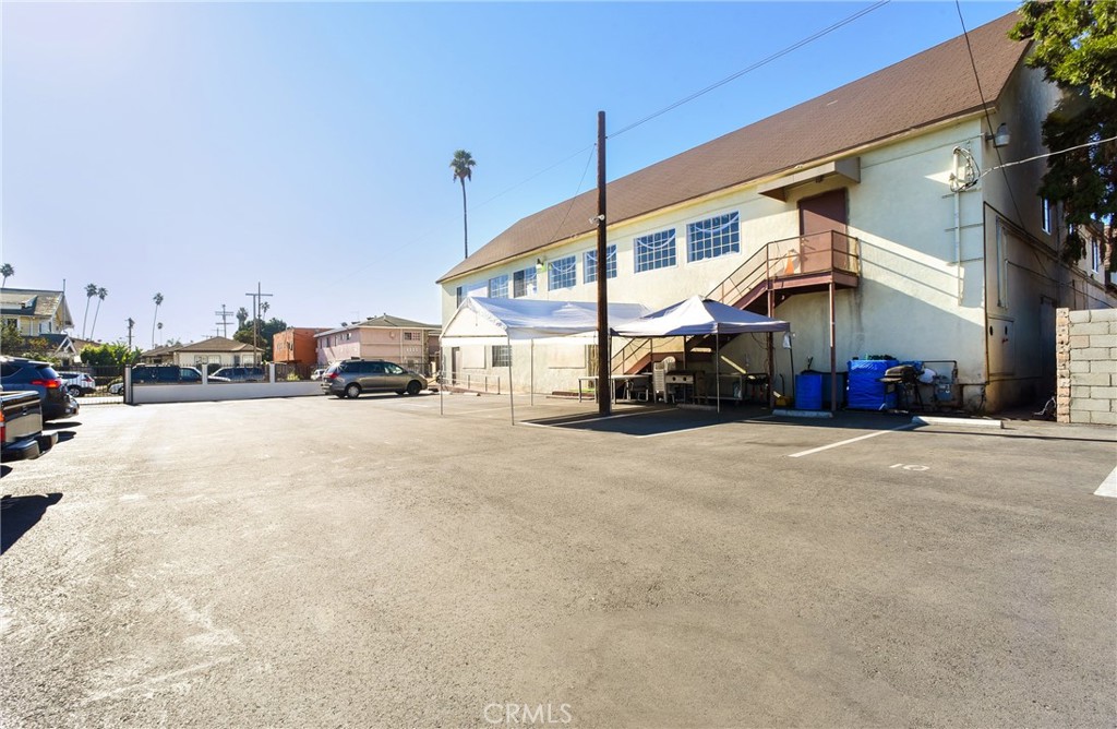 731 W 80th