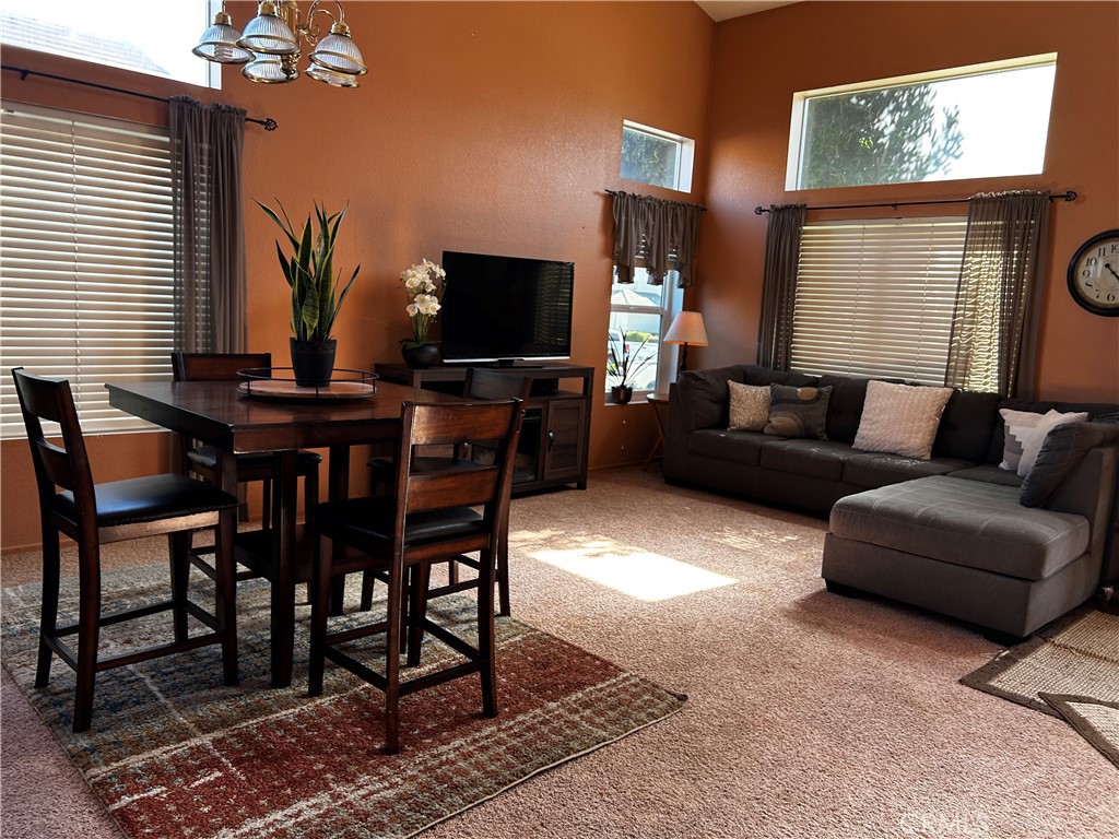 43252 Camino Caruna