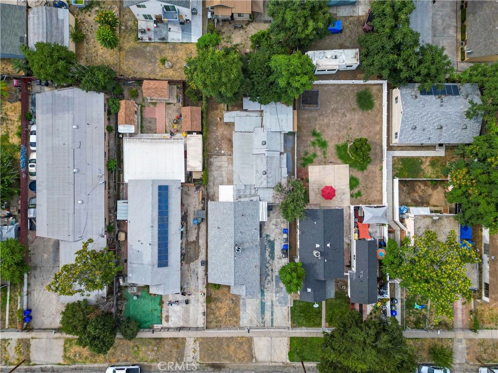 listing image 130728475030773646184