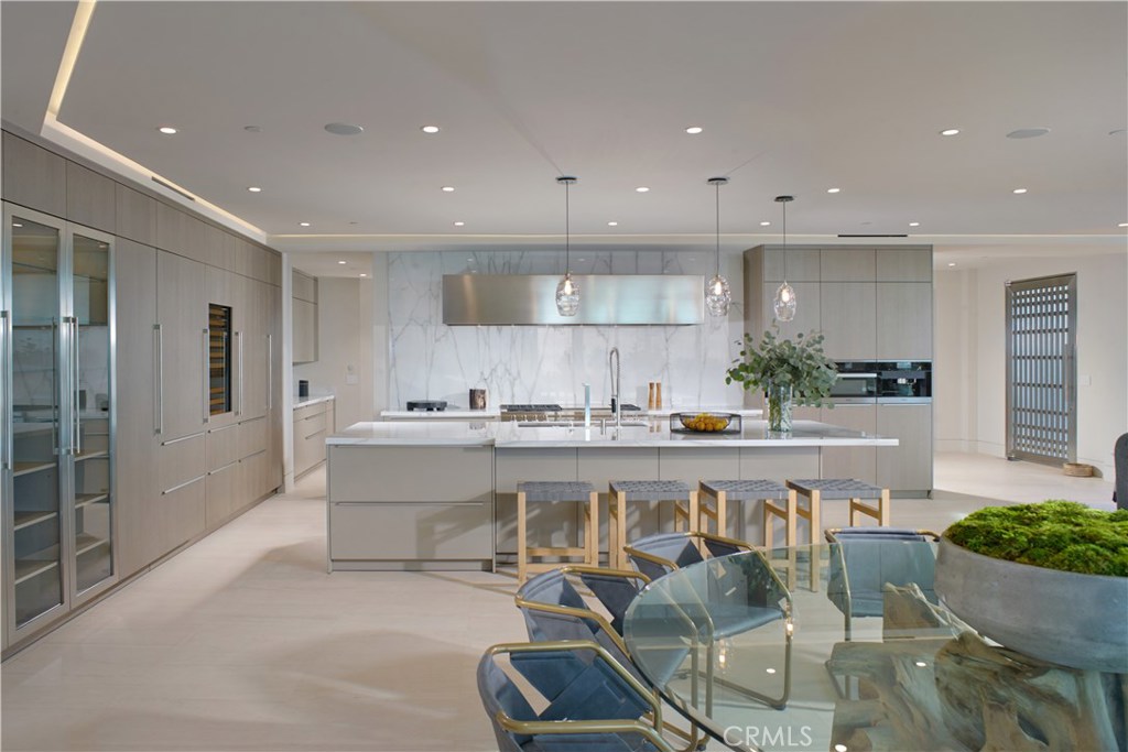 Corona del Mar South of PCH (CDMS) - Residential