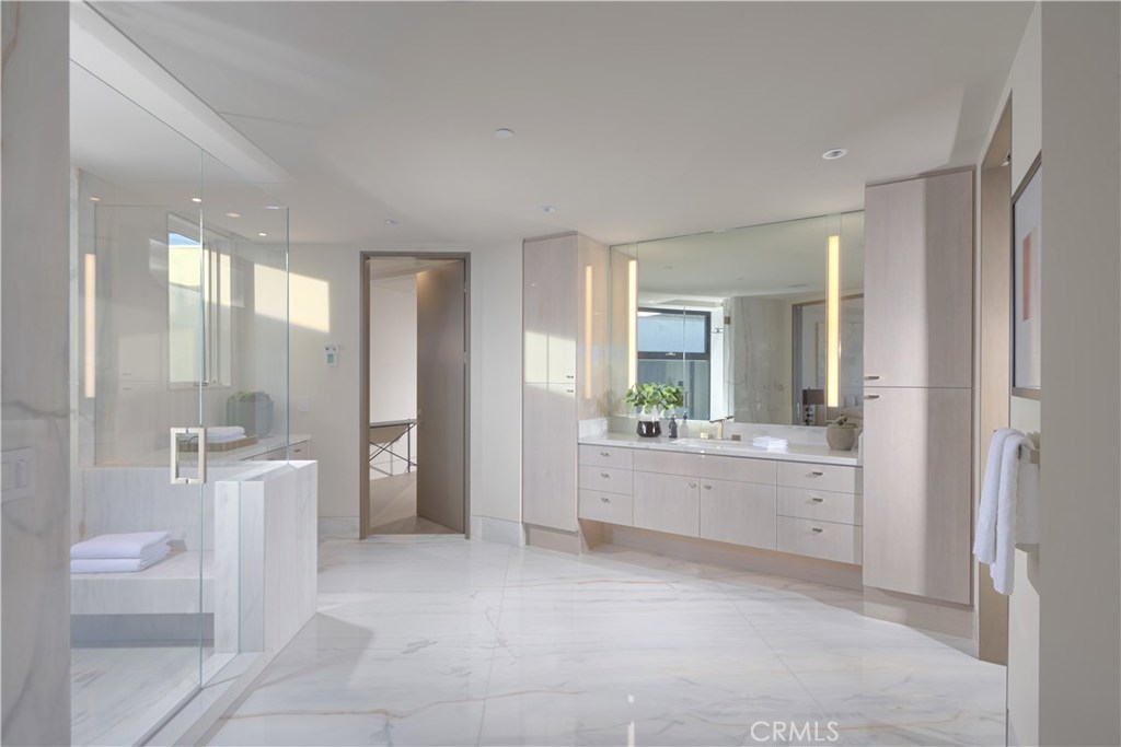 Corona del Mar South of PCH (CDMS) - Residential