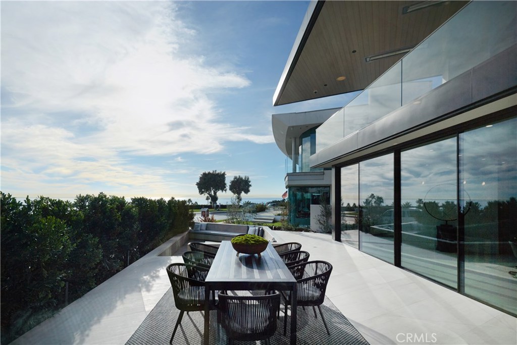 Corona del Mar South of PCH (CDMS) - Residential