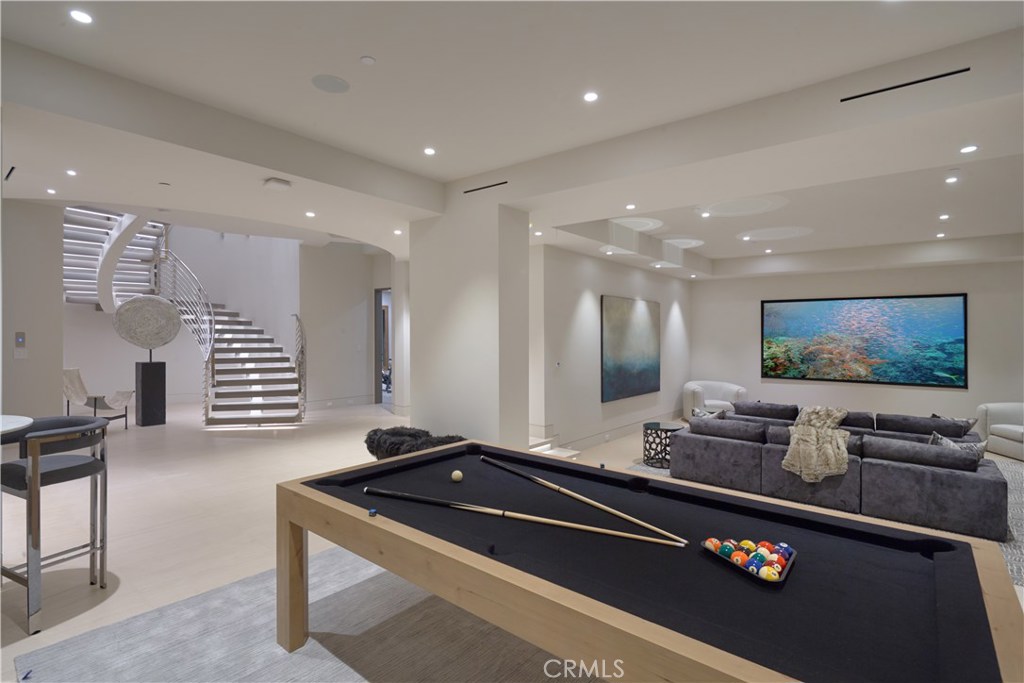 Corona del Mar South of PCH (CDMS) - Residential