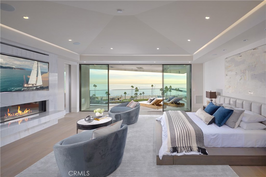 Corona del Mar South of PCH (CDMS) - Residential