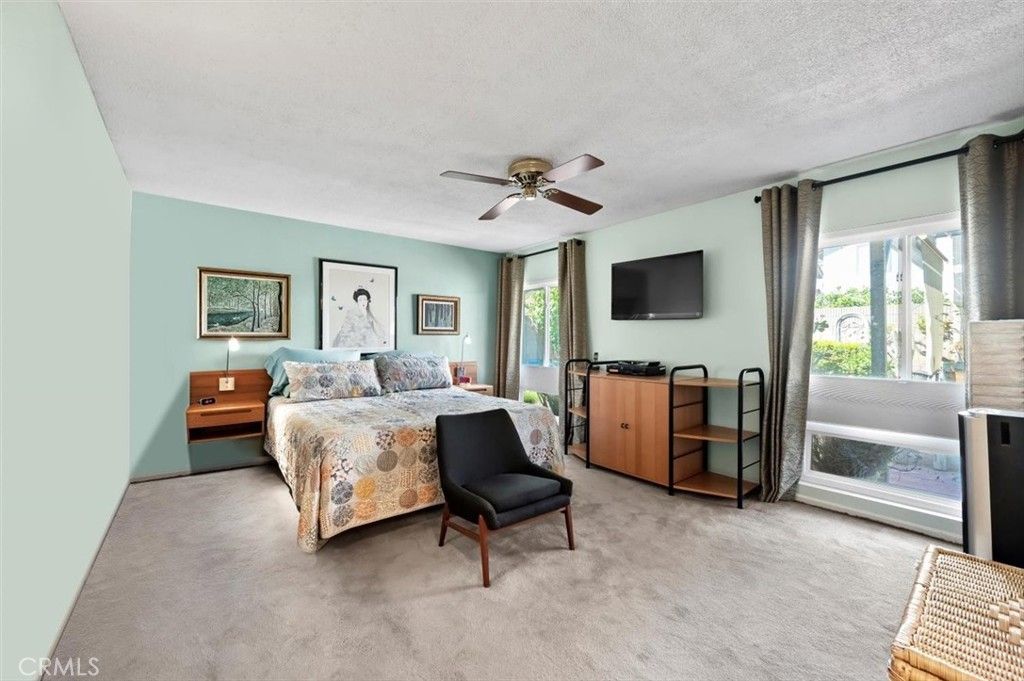 listing image 130725424235656201885