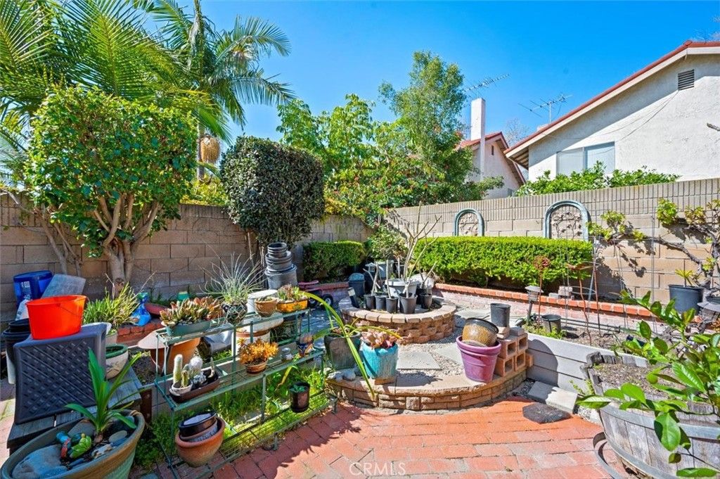 listing image 130727698050645349869