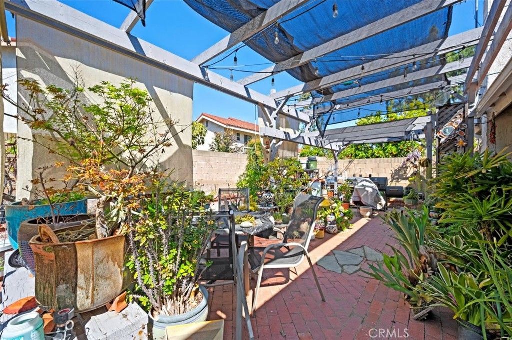 listing image 130726911476386002261