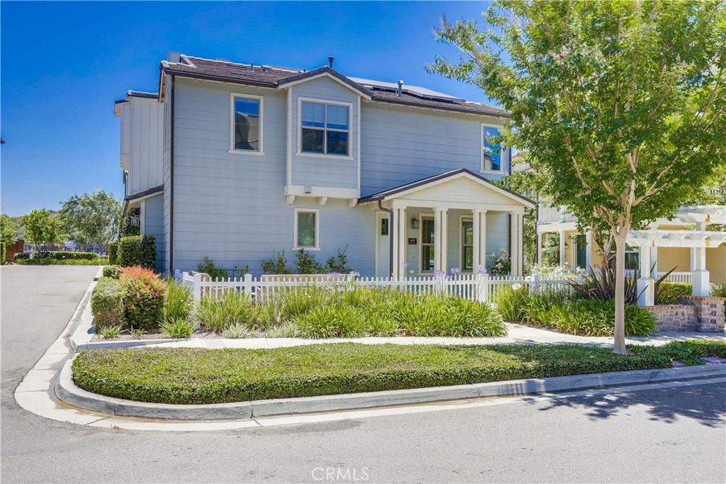 listing image 130728409362712434515