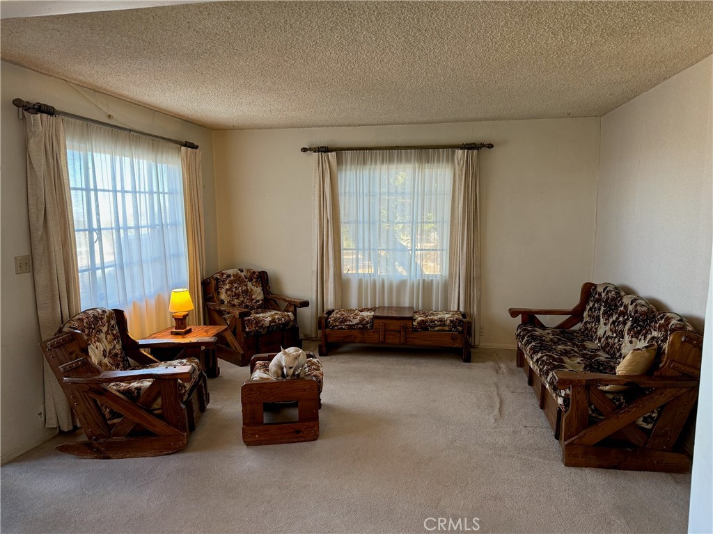 9432 Mountain Road
