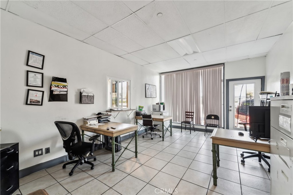 5140 Crenshaw Boulevard