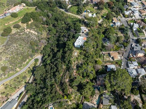 A home in Tujunga