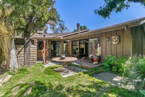 A home in North Tustin