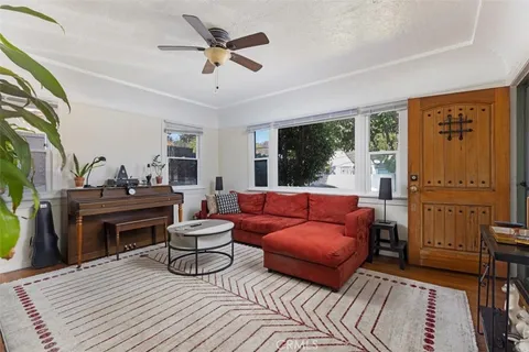 216 W 23rd Street, Long Beach, CA 90806 - MLS#: PW25041824