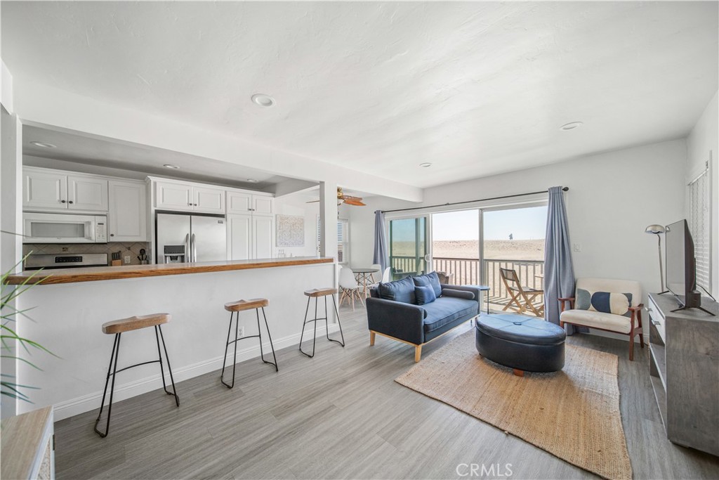 1003 Seal Way